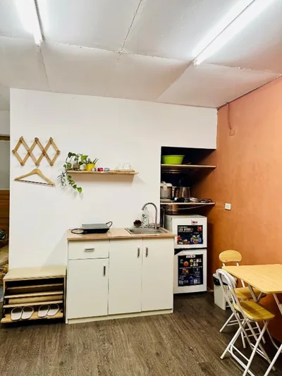 Sen's Cozy House - 02 Queen beds - Kitchen - Center of Old Quarter, Hoan Kiem district – 照片 6